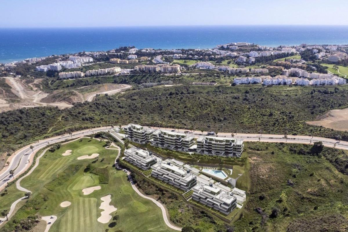1749604355837-1