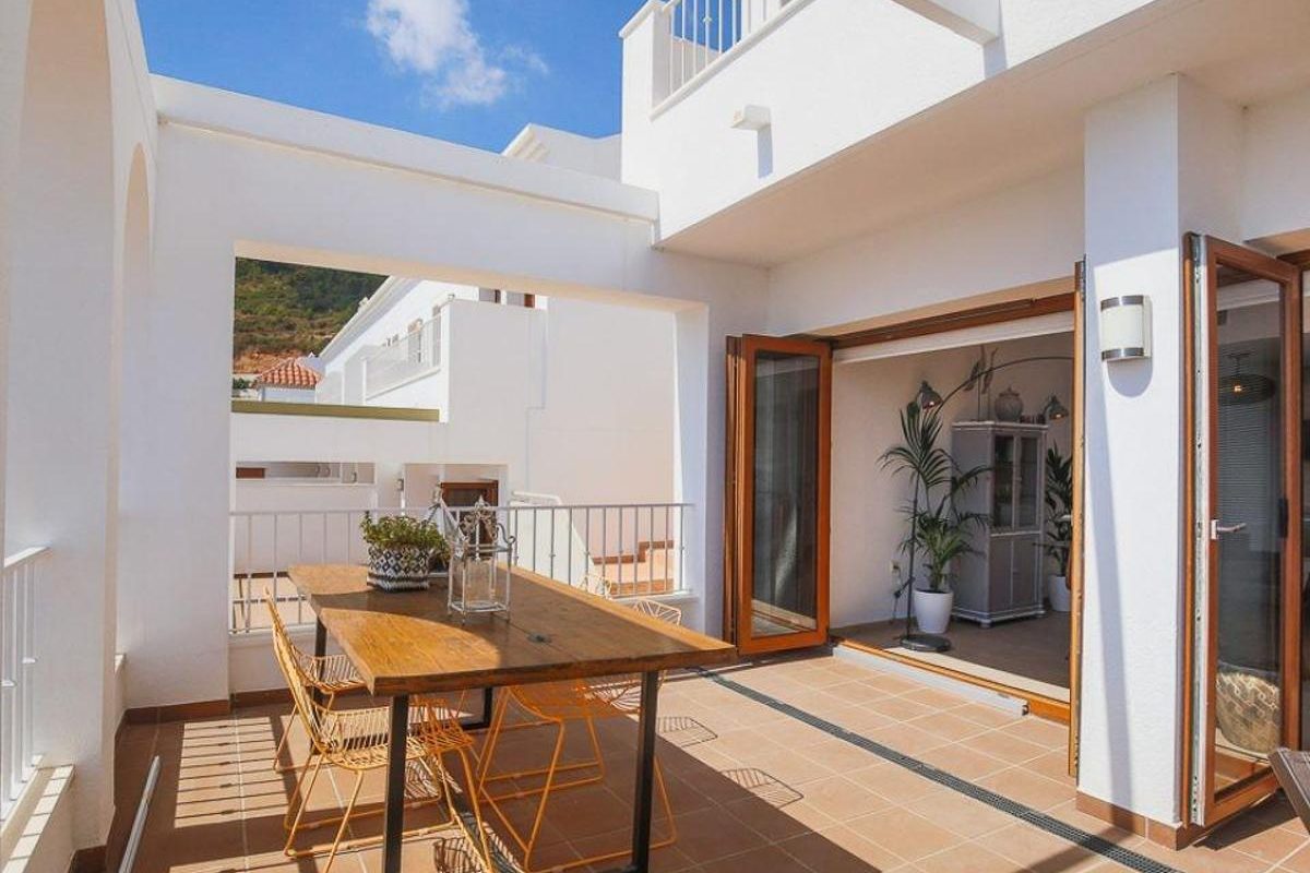 1762837879743-4